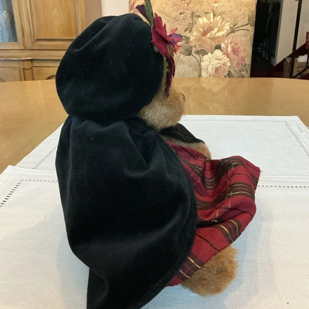 Boyds Bears Vintage Victoria Christmas Bear
